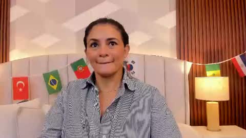 Snapshot of mommy_naughty_ chatting on July 7, 11:25 am Letty Smith online show from July 7, 11:25 am