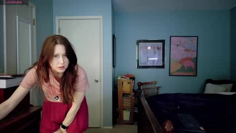 Goddess L online show from April 13, 2:55 pm