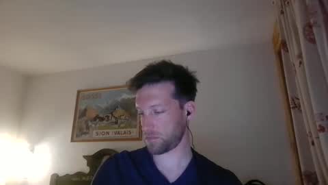 moms_little_monster online show from December 18, 8:03 pm