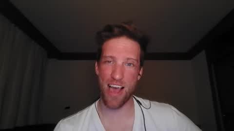 moms_little_monster online show from November 6, 8:10 pm