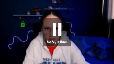 Snapshot of mona_cloud chatting on March 5, 9:38 am Mona online show from March 5, 9:38 am