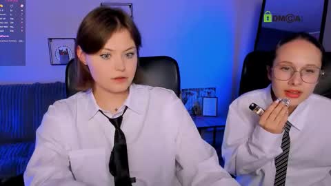 Snapshot of mona_cloud chatting on October 3, 7:11 pm Mona online show from October 3, 7:11 pm