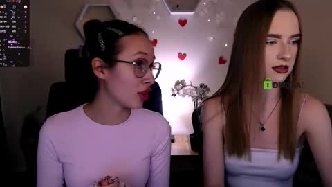 Snapshot of mona_cloud chatting on October 4, 7:23 pm Mona online show from October 4, 7:23 pm