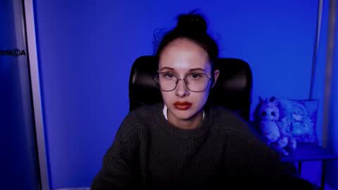 Snapshot of mona_cloud chatting on October 9, 7:45 pm Mona online show from October 9, 7:45 pm