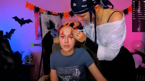 Snapshot of mona_cloud chatting on October 23, 7:12 pm Mona online show from October 23, 7:12 pm