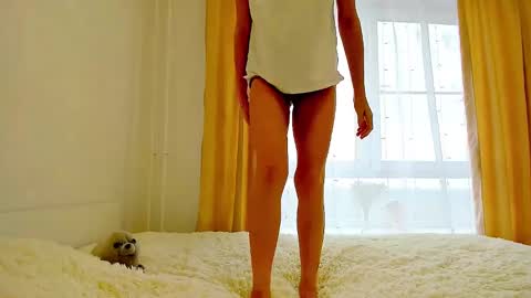 Mona online show from February 2, 8:57 am