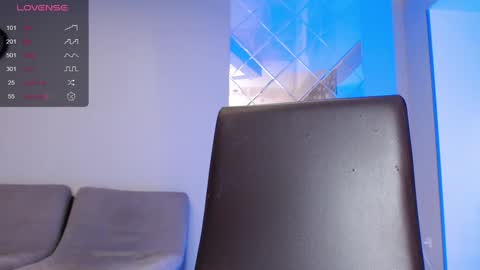 Snapshot of mona_saxxx chatting on December 2, 12:19 am Hey Guys im Mona. PVT is Open Please Make me CUM online show from December 2, 12:19 am