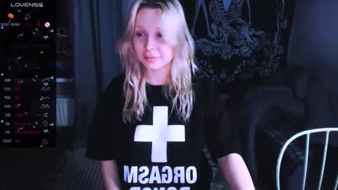   online show from February 15, 5:20 pm