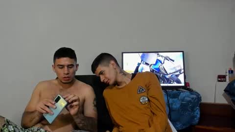 nicolas online show from December 6, 10:19 pm