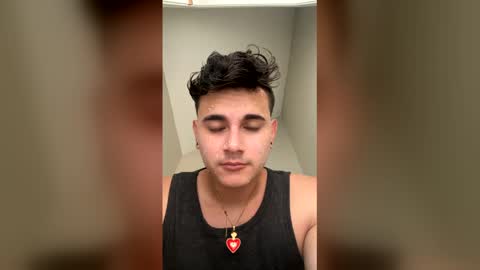 monchito88 online show from May 23, 8:57 pm