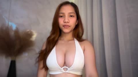 Snapshot of mondragon_x chatting on July 25, 12:09 am cassy online show from July 25, 12:09 am