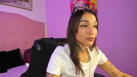 Snapshot of monica_420 chatting on June 19, 9:07 pm Monica online show from June 19, 9:07 pm