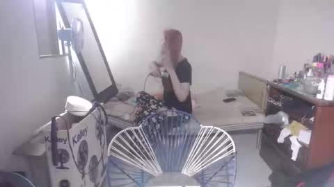 Snapshot of monica_spear40 chatting on January 13, 9:42 pm evi online show from January 13, 9:42 pm