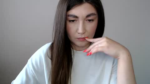 Snapshot of monica_sweets chatting on July 27, 6:42 am sweet girl and shine body online show from July 27, 6:42 am