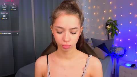 Snapshot of monica_venom chatting on June 12, 2:27 pm Hi Im Monica online show from June 12, 2:27 pm