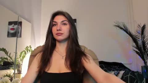 Snapshot of monica_vi chatting on June 10, 7:13 pm Monica online show from June 10, 7:13 pm