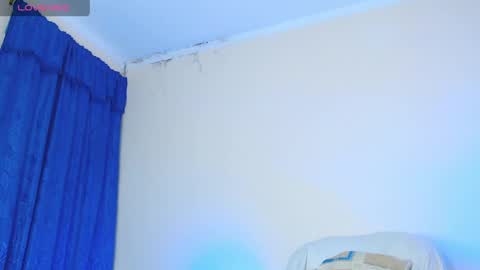 Snapshot of monica_walkert chatting on April 15, 7:58 pm monica_walkert online show from April 15, 7:58 pm