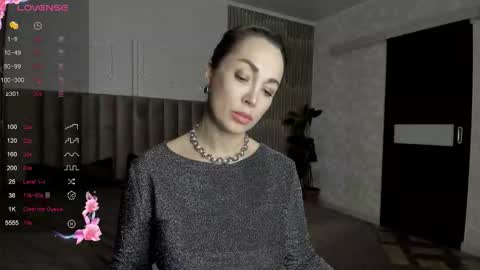 Snapshot of monica_weisss chatting on March 17, 6:22 pm monica_weisss online show from March 17, 6:22 pm