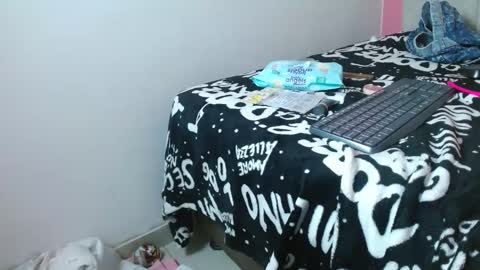 Snapshot of monicahotsex303av chatting on December 12, 9:30 am monicahotsex303av online show from December 12, 9:30 am