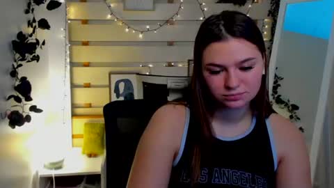 Monika online show from March 1, 1:35 pm