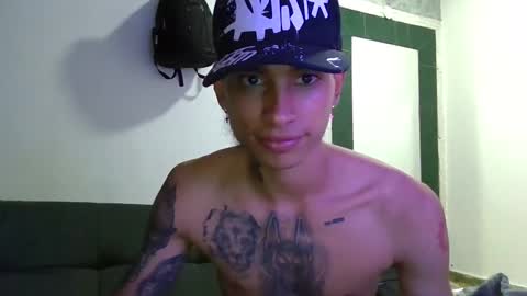 Snapshot of monkeyd_66 chatting on December 7, 7:49 am monkeyd_66 online show from December 7, 7:49 am