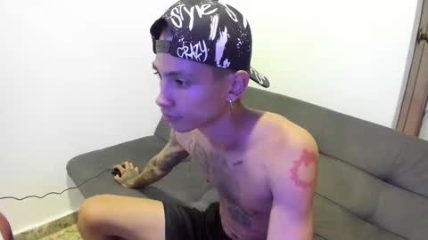 Snapshot of monkeyd_66 chatting on December 20, 2:38 pm monkeyd_66 online show from December 20, 2:38 pm