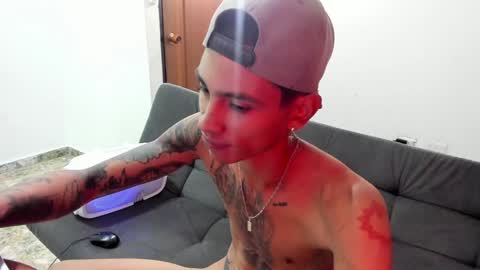 Snapshot of monkeyd_66 chatting on January 13, 12:45 pm monkeyd_66 online show from January 13, 12:45 pm