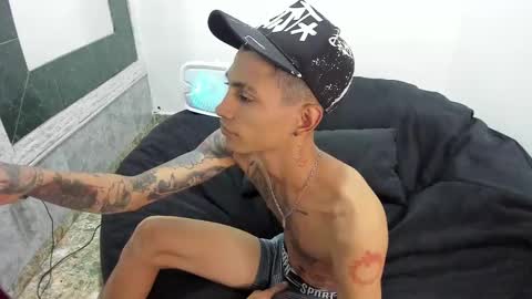 Snapshot of monkeyd_66 chatting on February 16, 5:48 pm monkeyd_66 online show from February 16, 5:48 pm