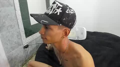 Snapshot of monkeyd_66 chatting on February 18, 3:21 pm monkeyd_66 online show from February 18, 3:21 pm