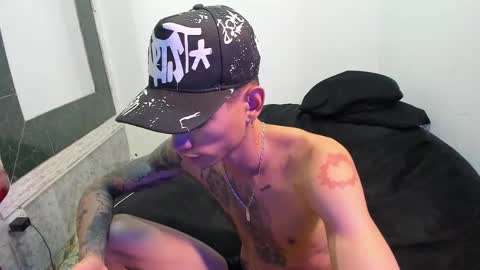 Snapshot of monkeyd_66 chatting on February 23, 12:27 pm monkeyd_66 online show from February 23, 12:27 pm