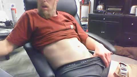Snapshot of monkeypants04 chatting on June 17, 5:36 pm monkeypants04 online show from June 17, 5:36 pm