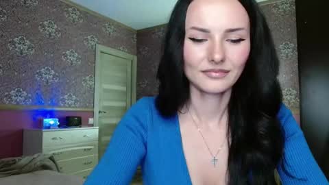 Snapshot of monparis_dream chatting on December 19, 2:13 pm monparis_dream online show from December 19, 2:13 pm