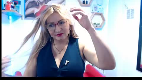 monserrat_diva online show from June 14, 6:21 pm