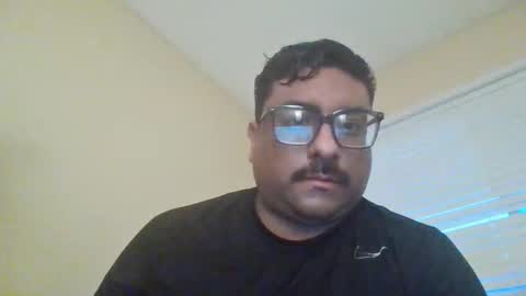 Snapshot of montecillo718 chatting on May 20, 3:02 am montecillo718 online show from May 20, 3:02 am