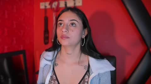 Monttserratt online show from April 8, 7:25 pm