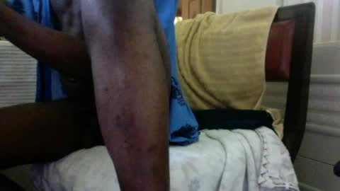 Snapshot of montydxxx2 chatting on May 21, 6:15 pm montydxxx2 online show from May 21, 6:15 pm