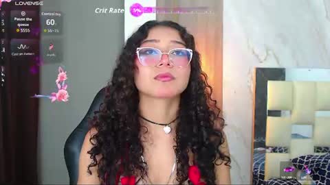 Snapshot of moon_and_fire_ chatting on July 2, 3:23 am moon_and_fire_ online show from July 2, 3:23 am