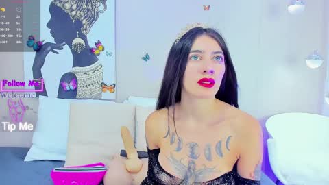 Snapshot of moon_blue95 chatting on April 9, 9:31 pm Moon online show from April 9, 9:31 pm