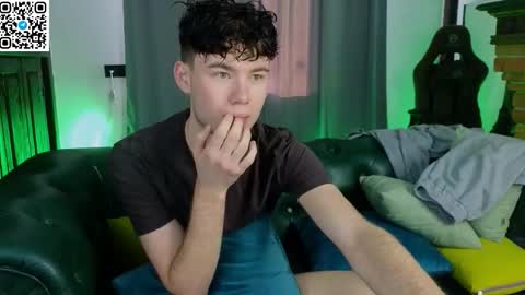 moon_gloww online show from March 1, 3:52 am