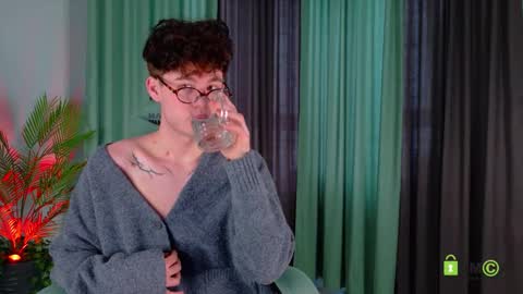 moon_gloww online show from March 24, 1:54 am