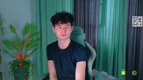 moon_gloww online show from April 7, 3:07 am