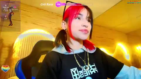 Snapshot of moon_red_r chatting on June 26, 1:48 pm Moon online show from June 26, 1:48 pm