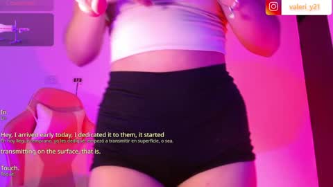 Snapshot of moonbella_bell chatting on May 29, 4:54 am bell online show from May 29, 4:54 am