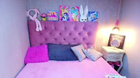 Charlotte online show from February 21, 6:53 pm