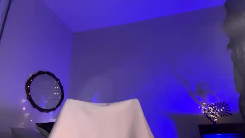 Cinna online show from November 24, 10:53 pm