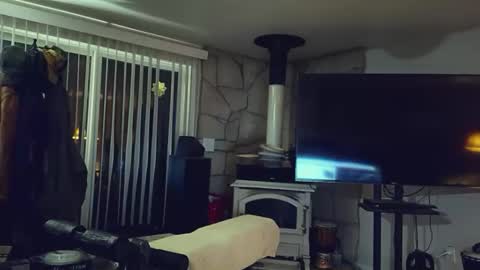 Snapshot of moondanceraa chatting on April 28, 4:17 am moondanceraa online show from April 28, 4:17 am