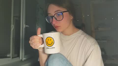 Snapshot of moonlight__lovers chatting on October 29, 5:47 pm Dana online show from October 29, 5:47 pm