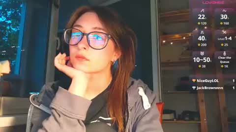 Snapshot of moonlight__lovers chatting on June 14, 7:38 pm Dana online show from June 14, 7:38 pm