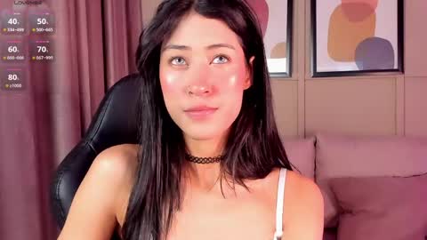 Snapshot of moonlight_brat chatting on May 19, 9:15 am Ivy online show from May 19, 9:15 am