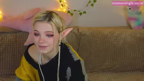 Mia   online show from March 12, 4:24 pm